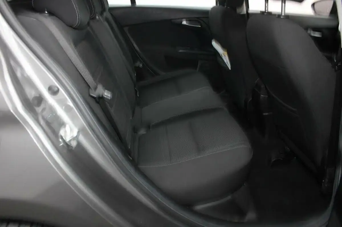 2018-fiat-tipo-16multijet-ii-lounge-hatchback-big-11