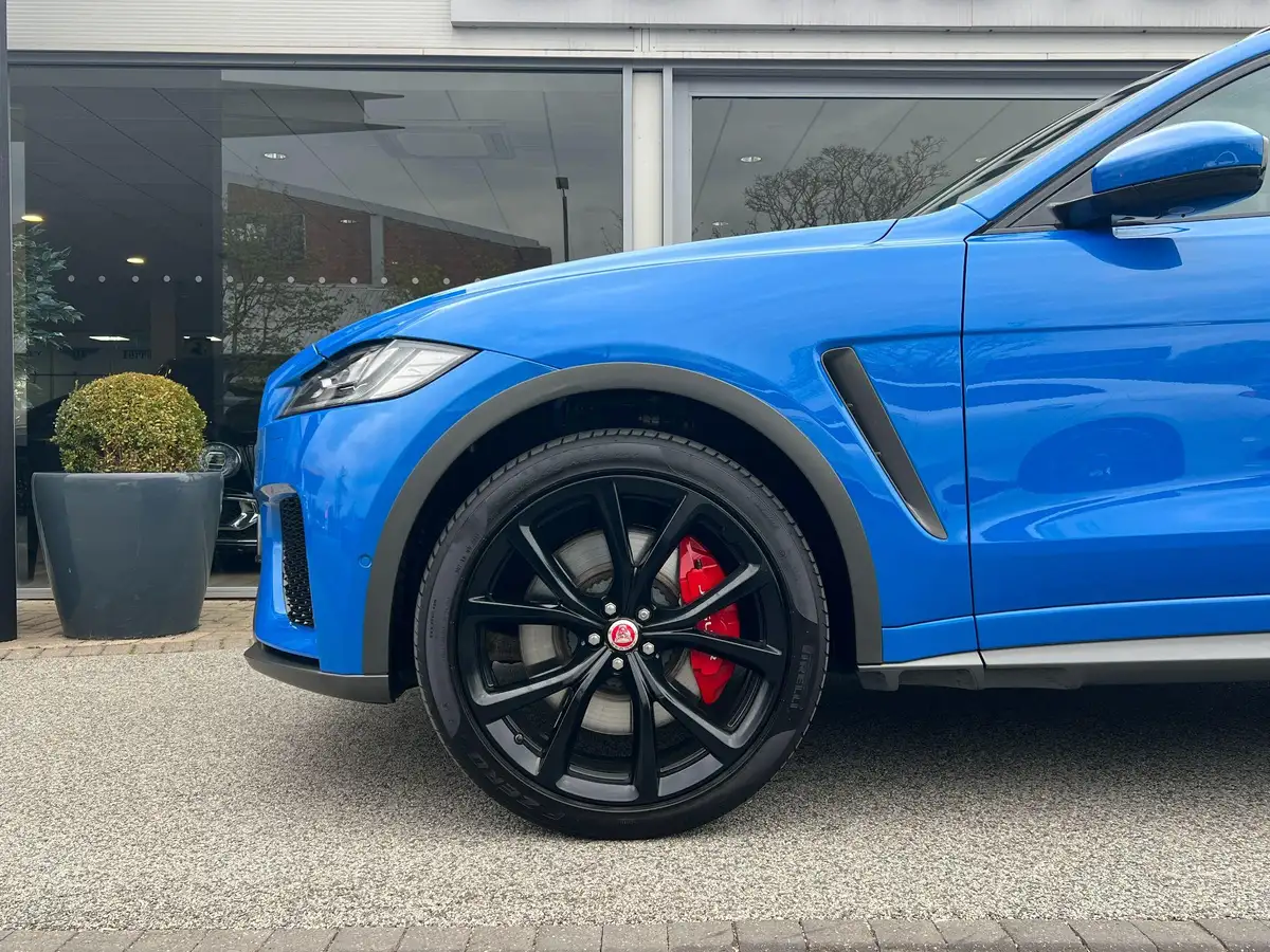 2020-jaguar-f-pace-50-v8-svr-big-3