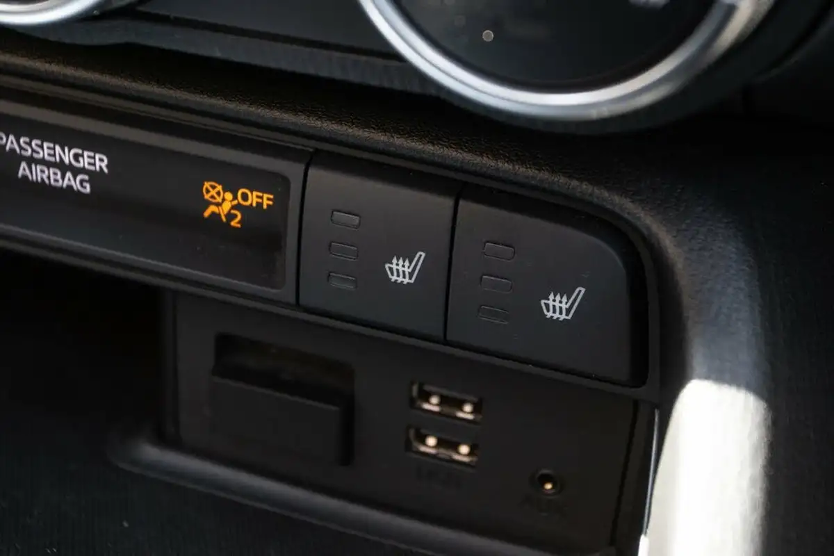 2018-fiat-124-14-multiair-124-spider-lusso-big-30