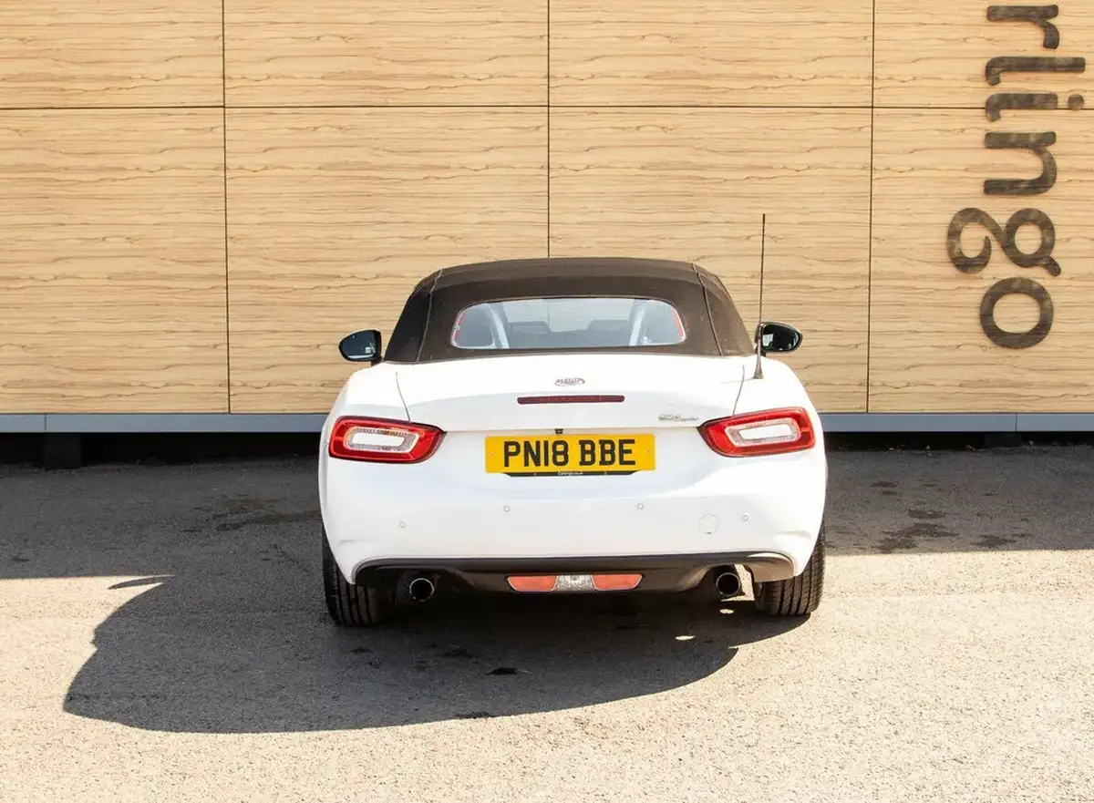 2018-fiat-124-14-multiair-124-spider-lusso-big-6