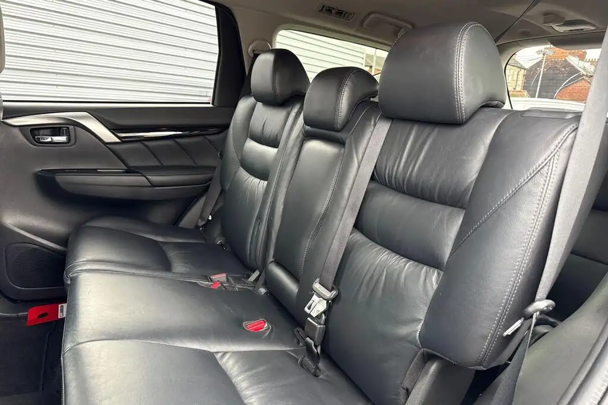 2021-mitsubishi-shogun-sport-24di-d-3-big-12