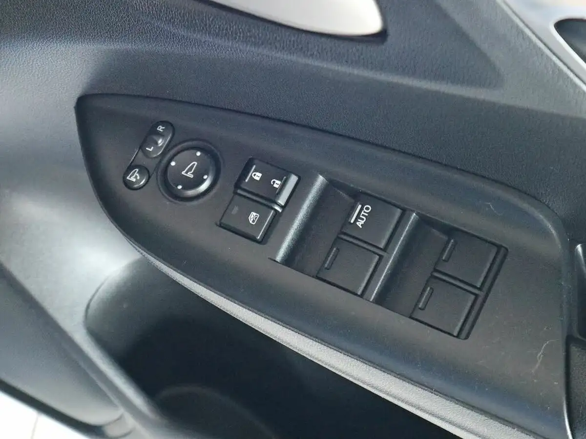 2018-honda-jazz-13-i-vtec-se-big-22