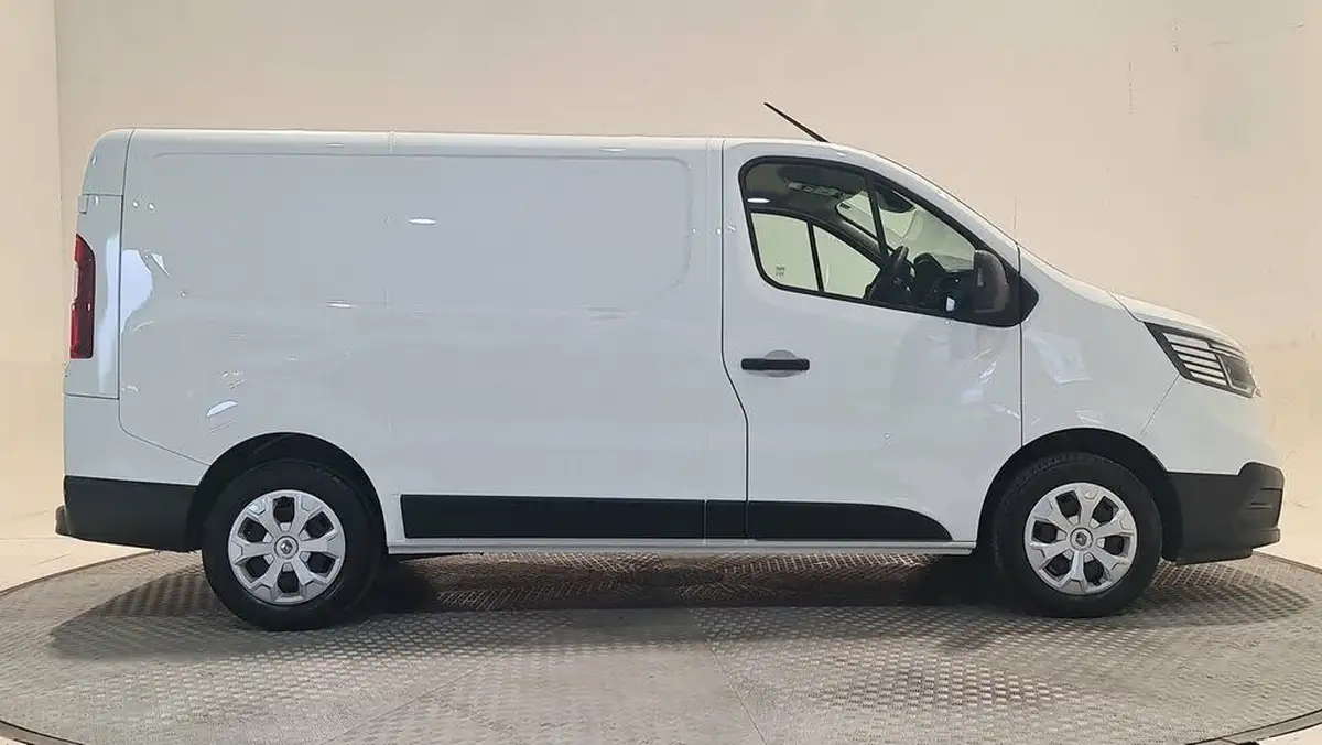 2023-renault-trafic-20dci-sl28-130-business-big-10