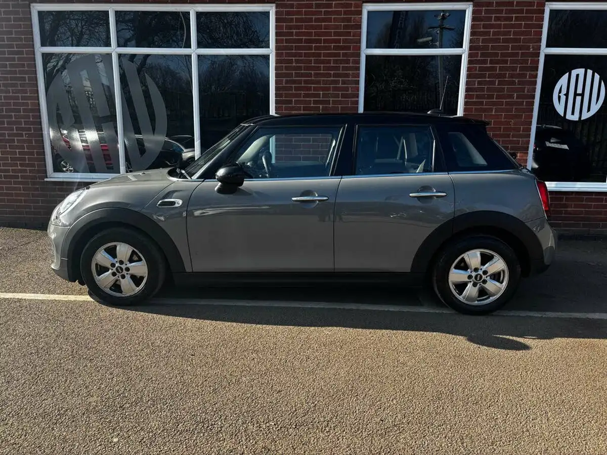2018-mini-cooper-15td-cooper-d-series-ii-ss-hatchback-5d-big-2