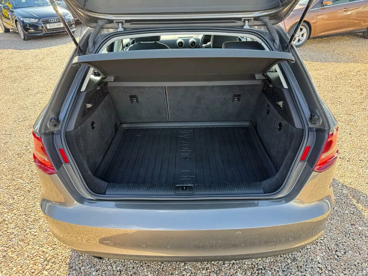 2015-audi-a3-16tdi-se-sportback-5d-big-11