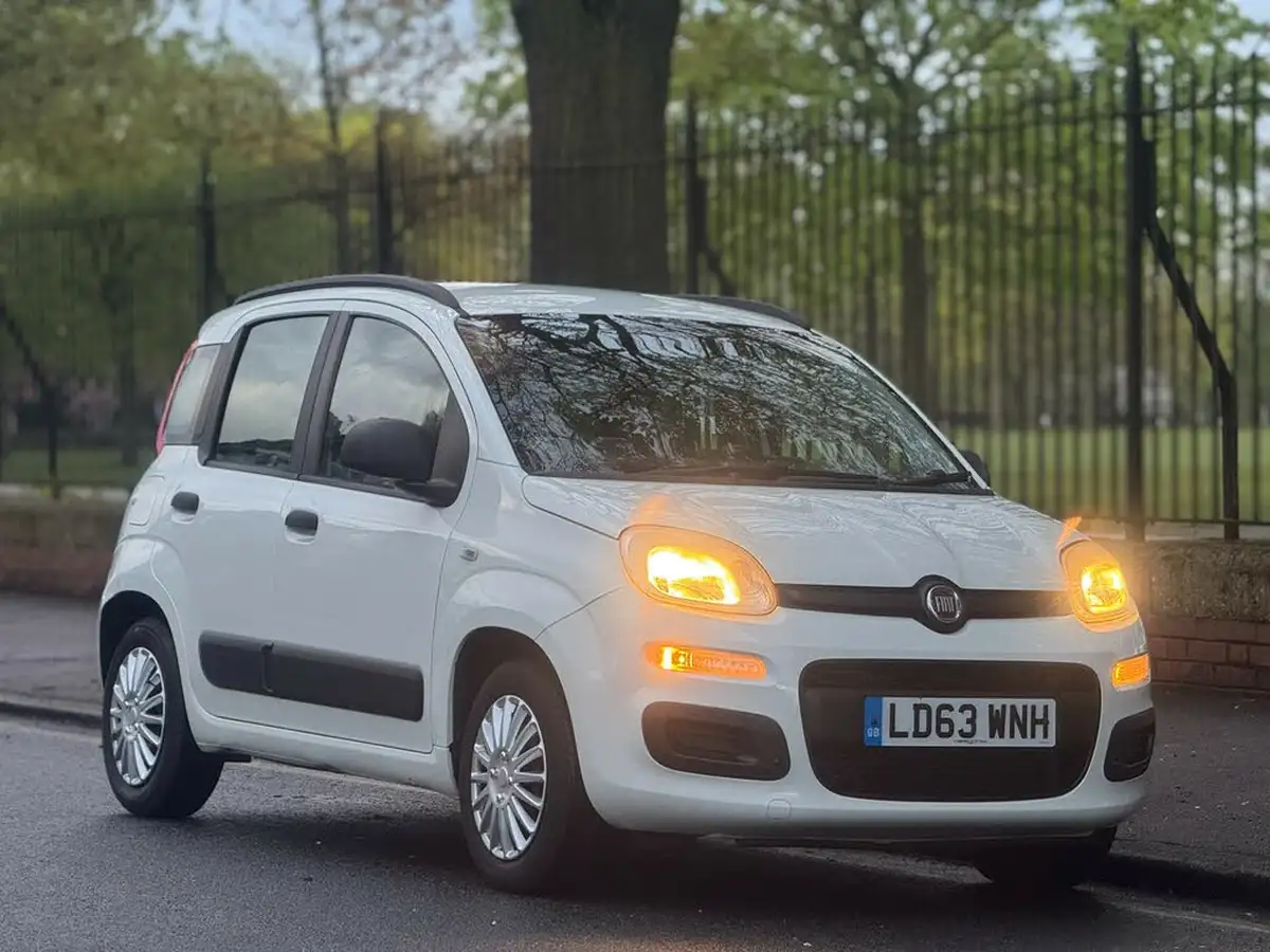 2013-fiat-panda-09-easy-twinair-dualogic-big-0