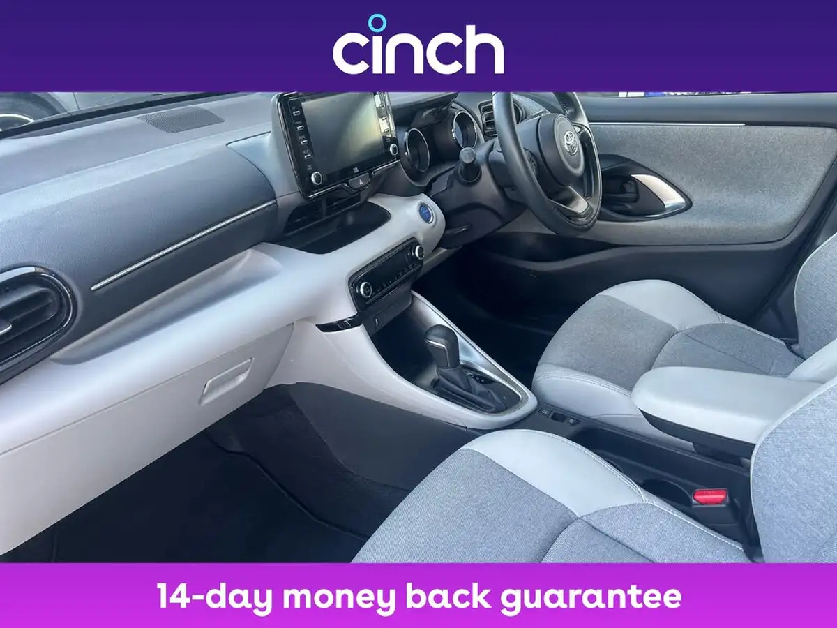 2021-toyota-yaris-15-vvt-i-excel-big-9