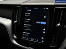 2021-volvo-xc60-20-b5-momentum-small-25