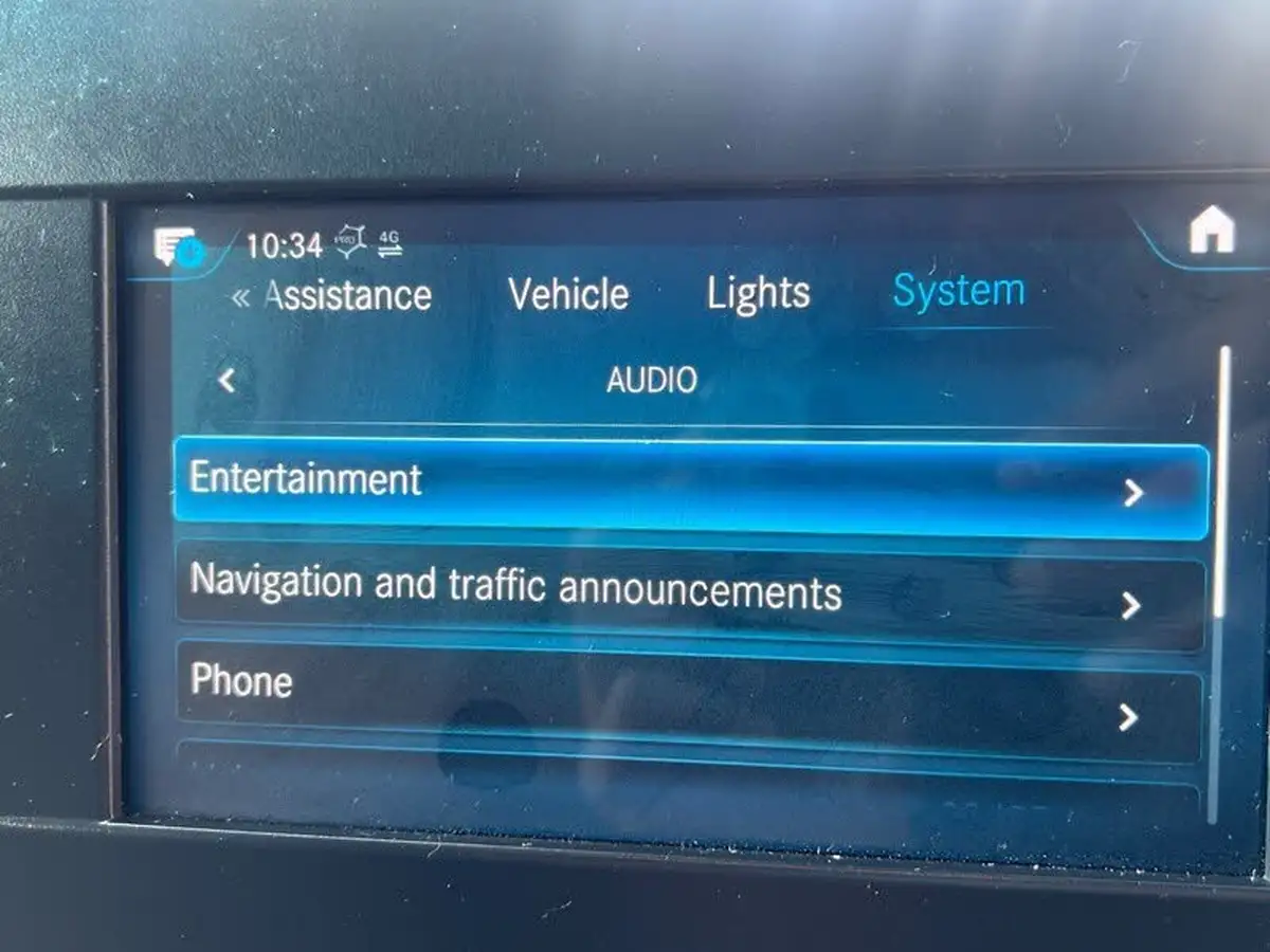 2019-mercedes-benz-sprinter-21cdi-314-l2h1-143pseu6c-panel-van-fwd-big-74