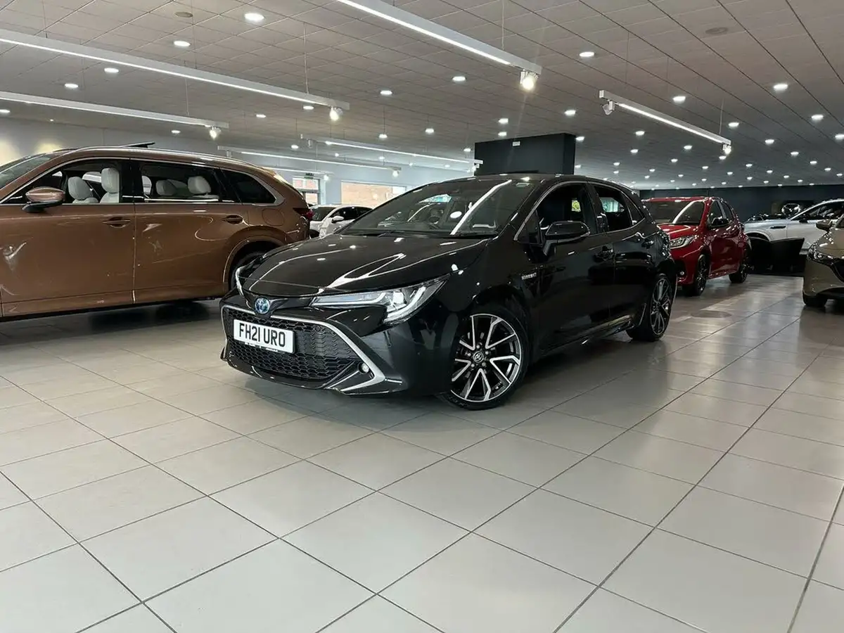 2021-toyota-corolla-18-vvt-i-excel-panoramic-rooftrk-hatchback-big-1