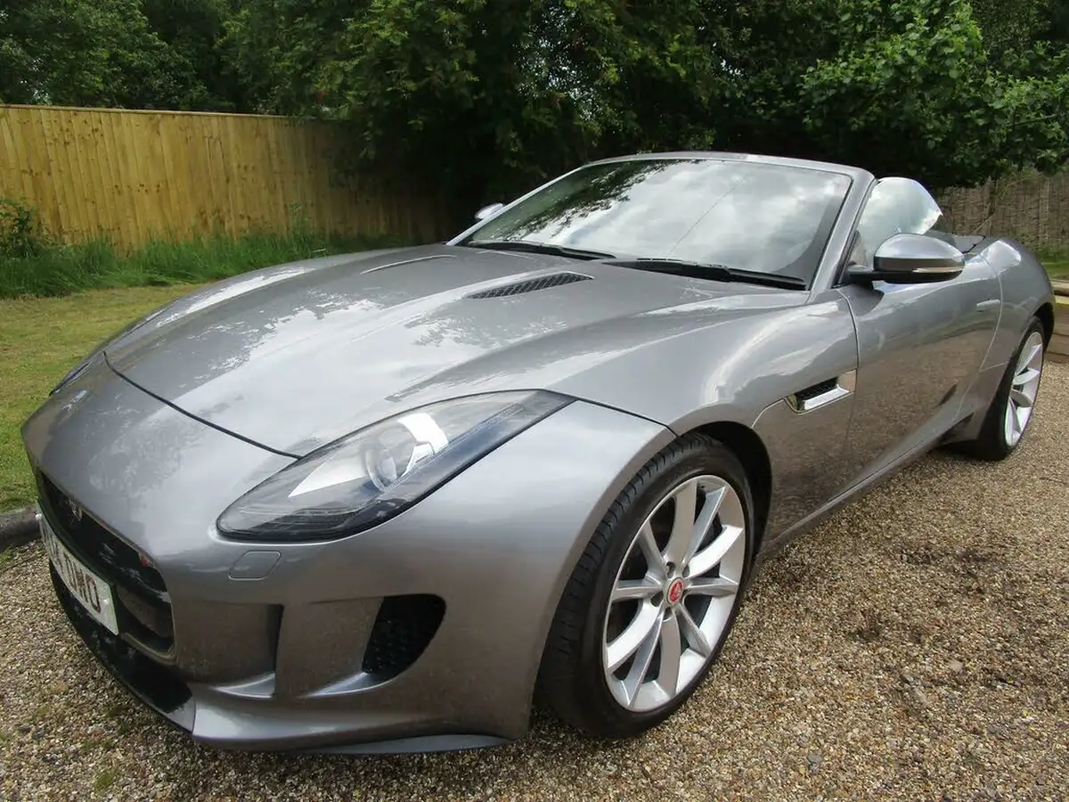 2014-jaguar-f-type-30-s-convertible-quickshift-big-22