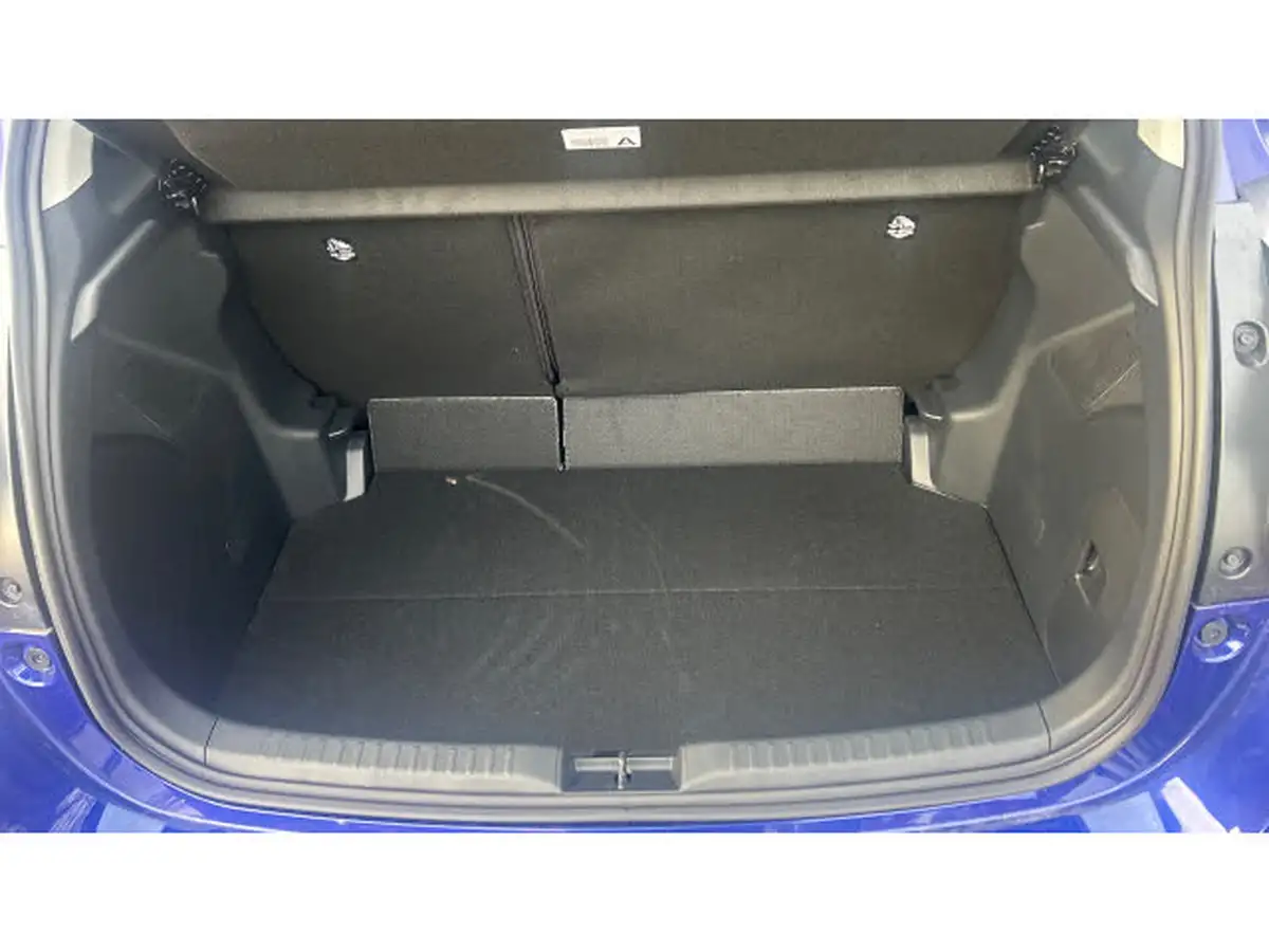 2025-mazda-mazda2-15-exclusive-line-big-3