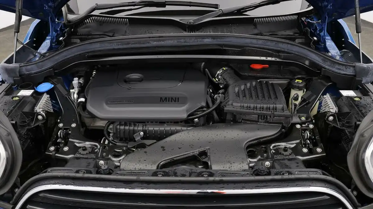 2022-mini-countryman-15-cooper-classic-auto-big-18