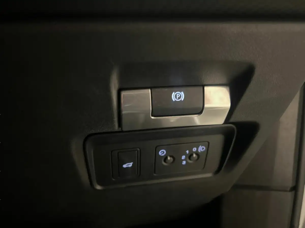 2020-land-rover-range-rover-evoque-20-d150-r-dynamic-big-22