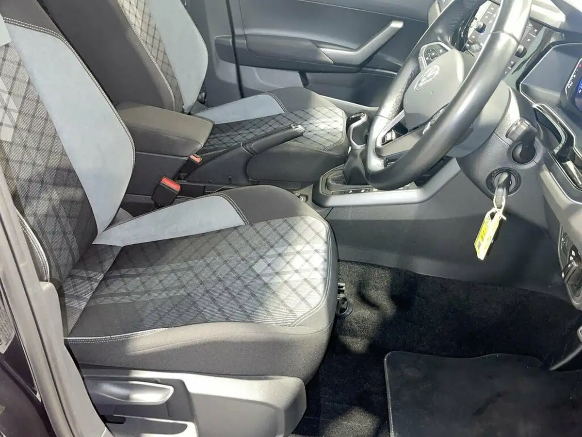 2022-volkswagen-taigo-10-tsi-r-line-big-4