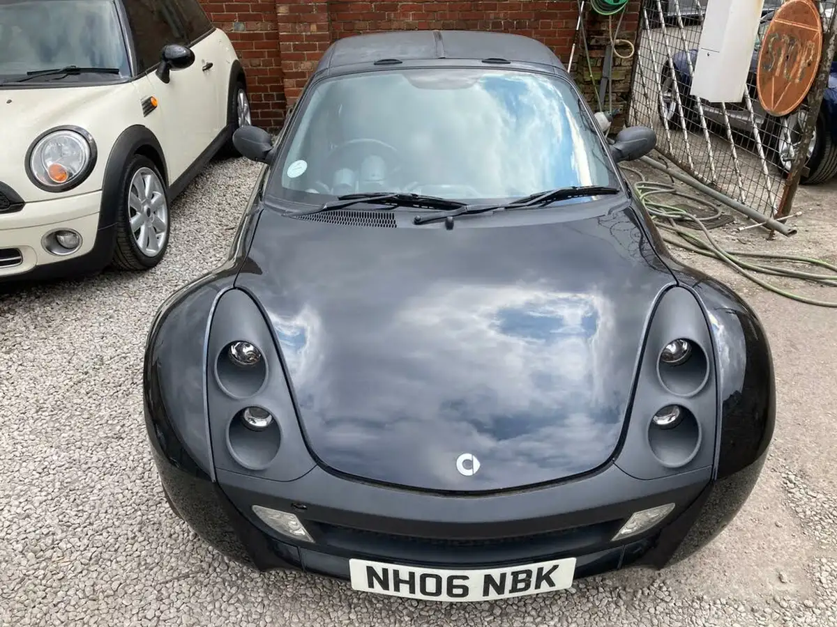 2006-smart-roadster-07-light-big-1