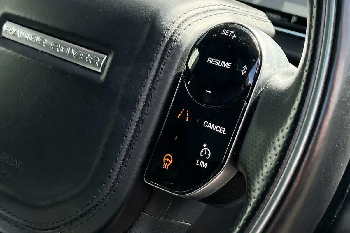 2020-land-rover-range-rover-evoque-20-d240-r-dynamic-hse-big-42