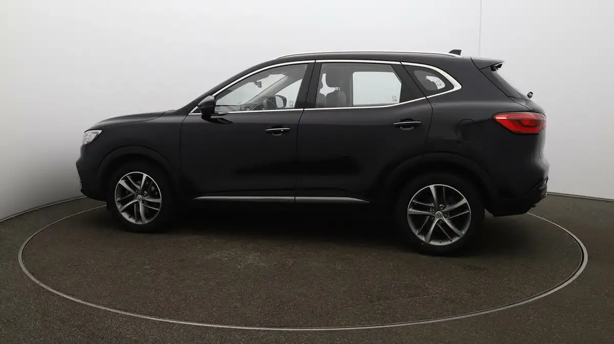 2022-mg-hs-15t-gdi-excite-162ps-big-49