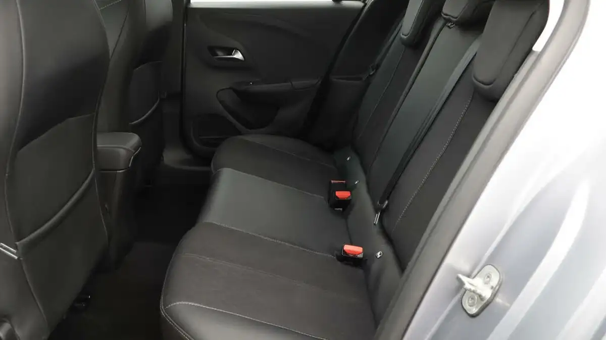 2021-vauxhall-corsa-12i-elite-big-16