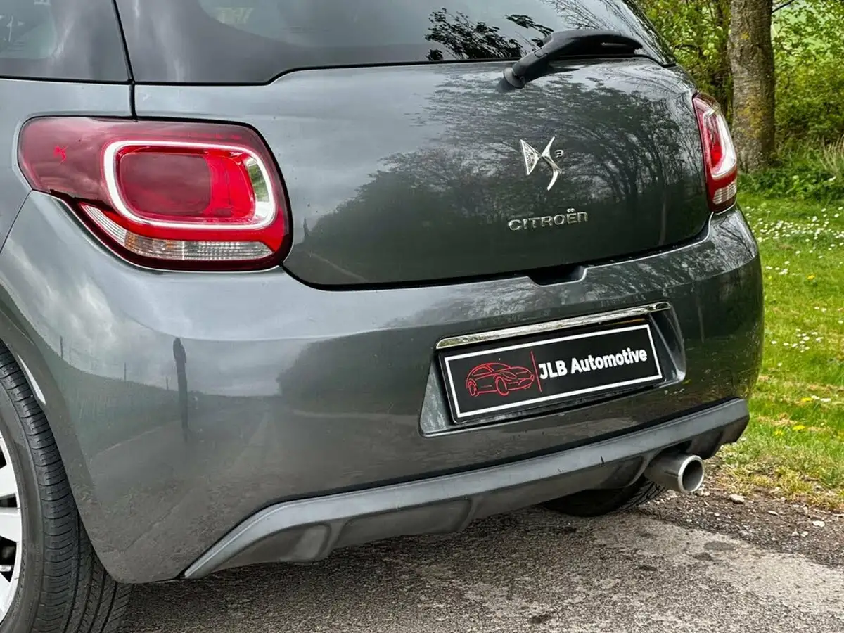 2014-citroen-ds3-16td-dstyle-big-12