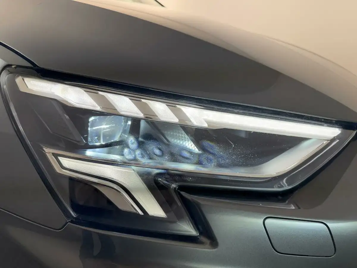 2021-audi-a3-10-30-tfsi-s-line-saloon-4d-big-32