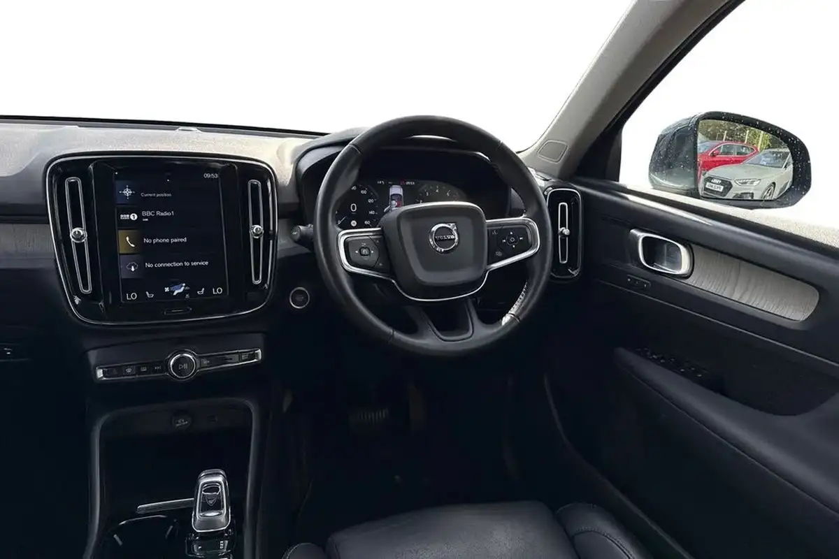 2020-volvo-xc40-20-t4-inscription-pro-big-16