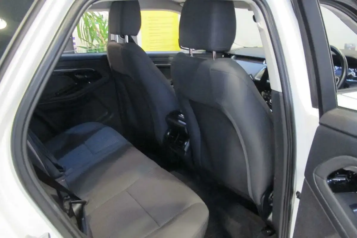 2021-land-rover-range-rover-evoque-20-d165-big-29