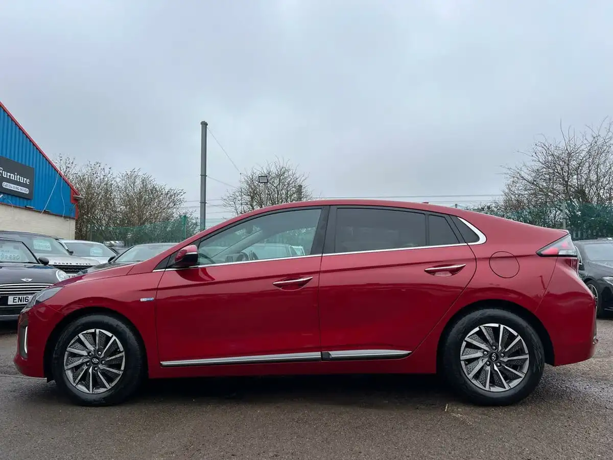 2019-hyundai-ioniq-e-premium-se-electric-100kw-big-6