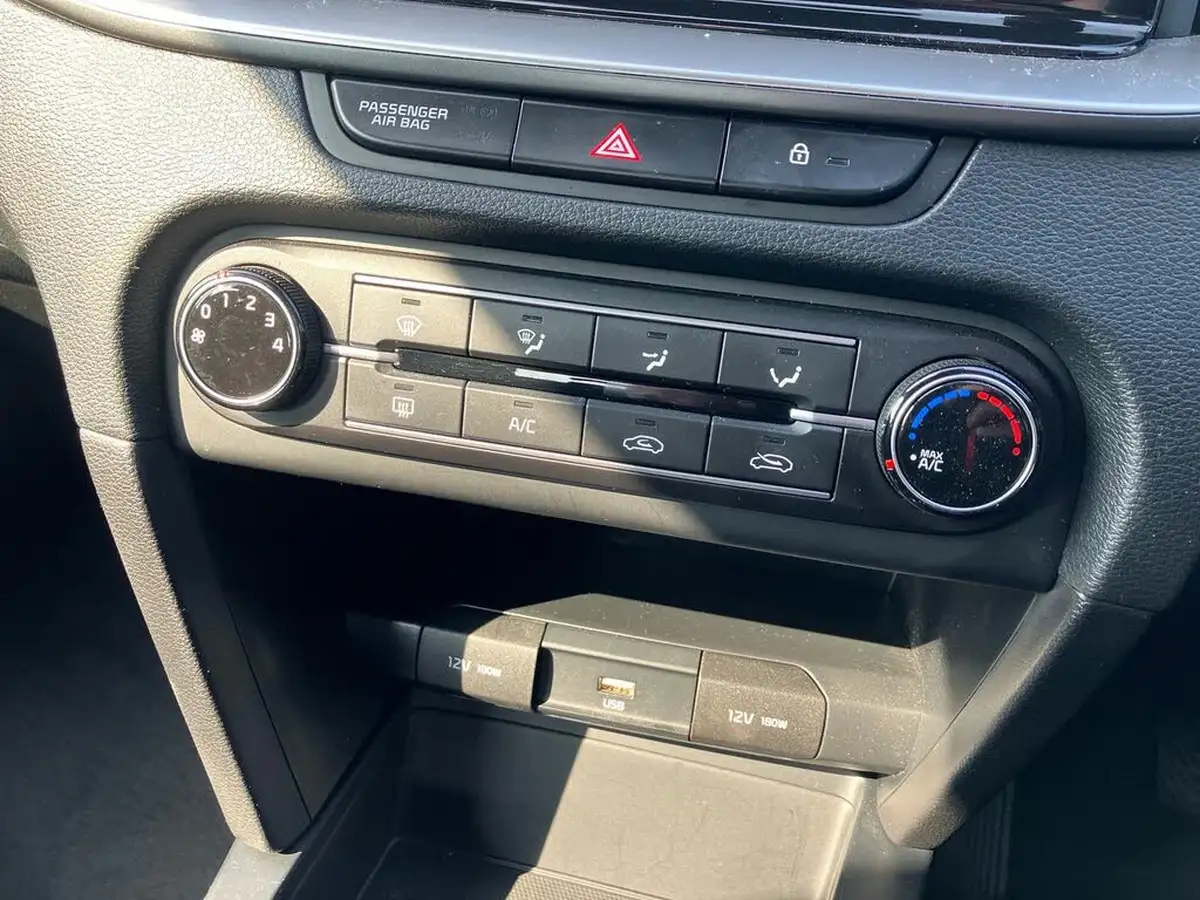 2022-kia-xceed-10-t-gdi-2-big-11