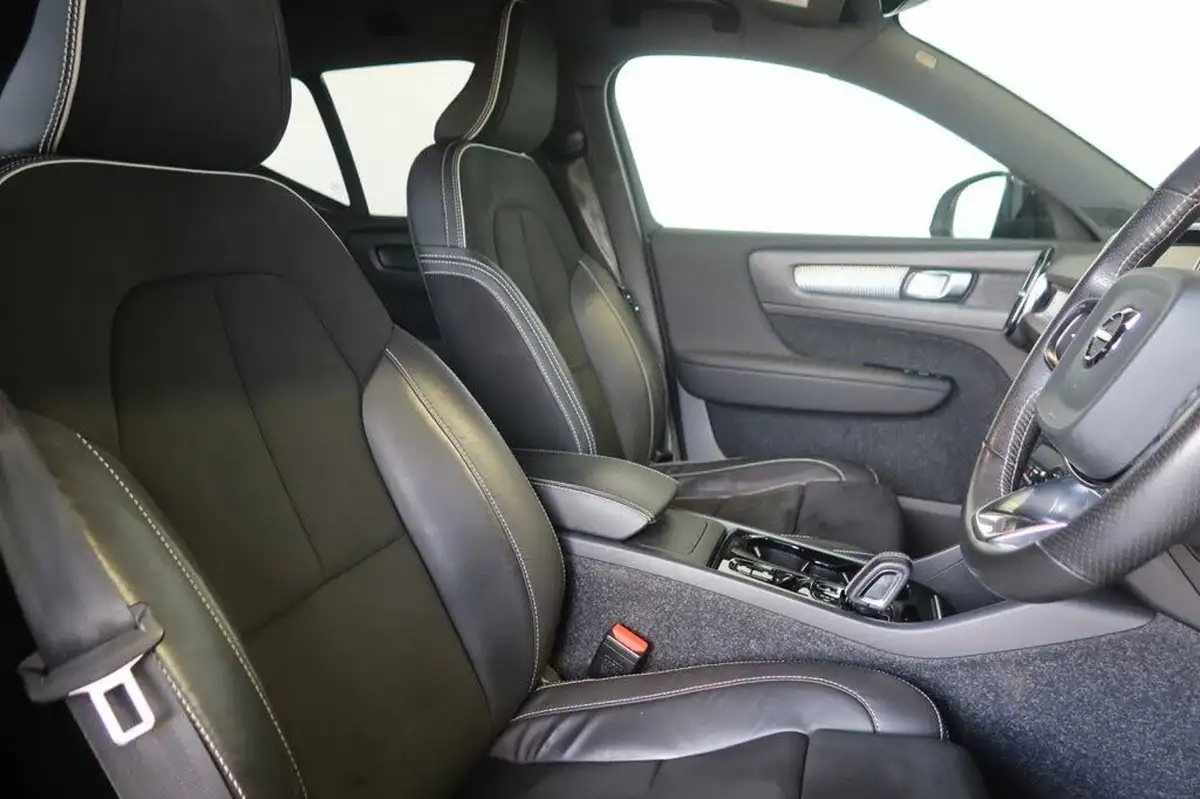 2021-volvo-xc40-20-b4-r-design-194bhp-auto-big-9