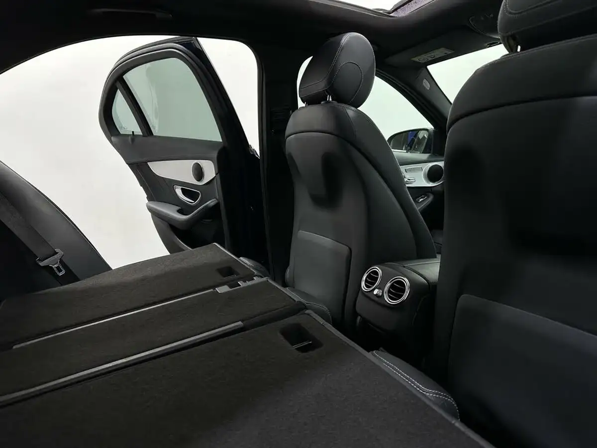 2015-mercedes-benz-c-class-21cdi-c300-amg-line-premiumss-saloon-4d-big-45