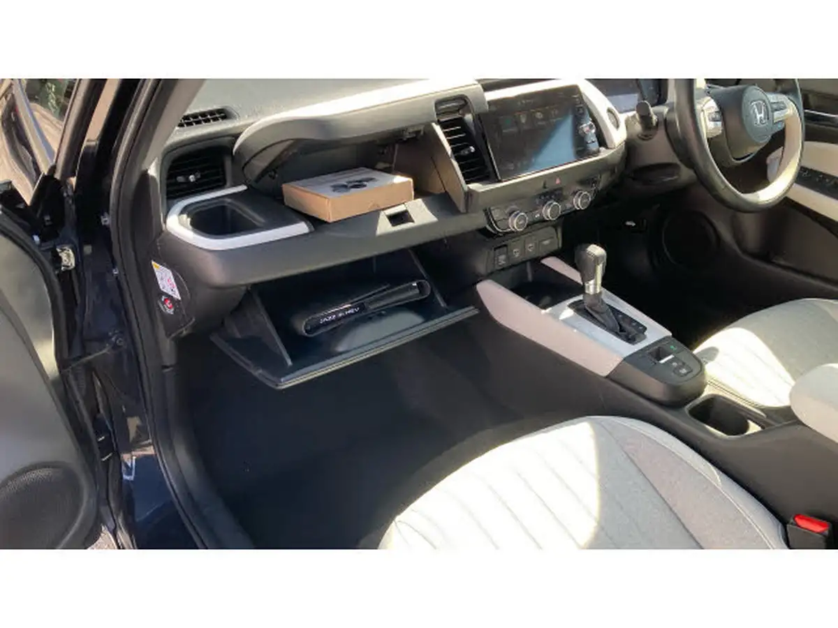 2021-honda-jazz-15-i-mmd-ex-107ps-big-36