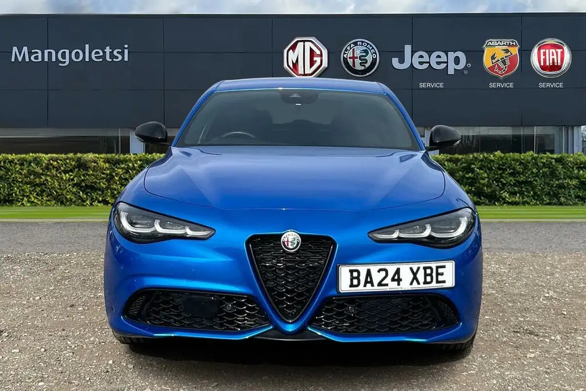 2024-alfa-romeo-giulia-20-veloce-big-7