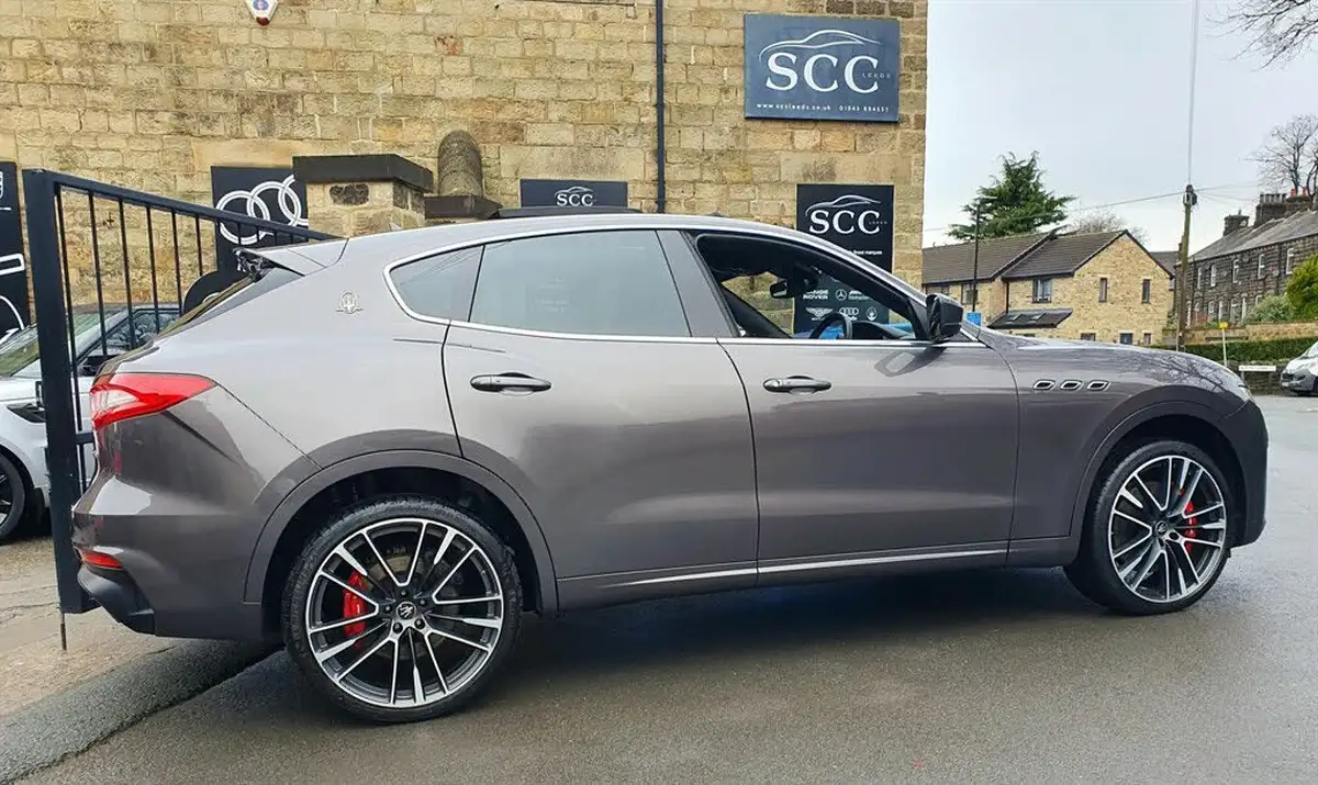 2020-maserati-levante-38-gts-big-5