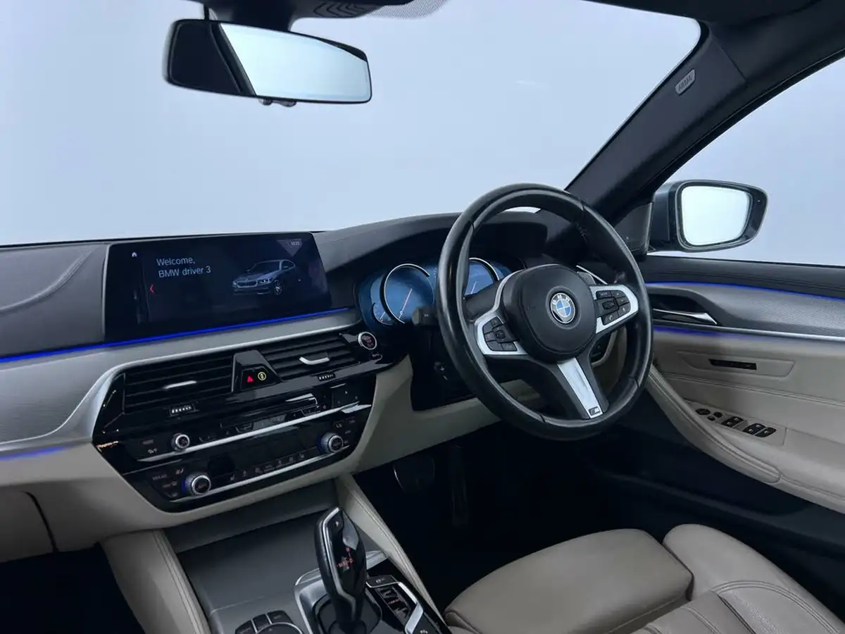 2017-bmw-5-series-20-530i-m-sport-saloon-4d-big-22