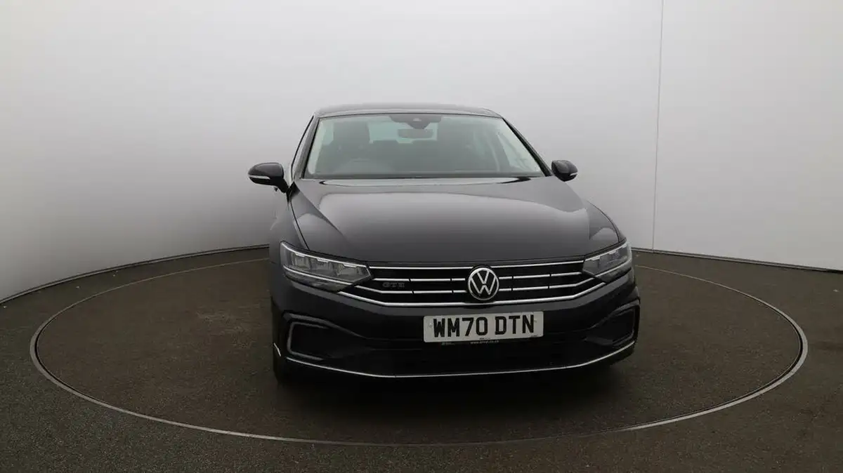 2021-volkswagen-passat-14-tsi-gte-saloon-4d-big-32