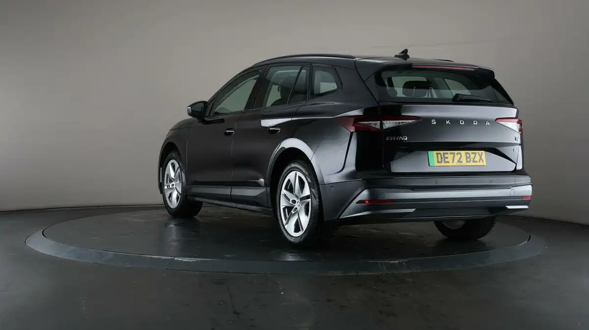 2022-skoda-enyaq-e-60-big-60
