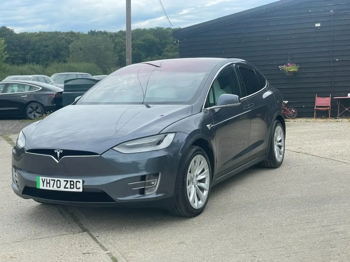 2020-tesla-model-x-e-long-range-big-20