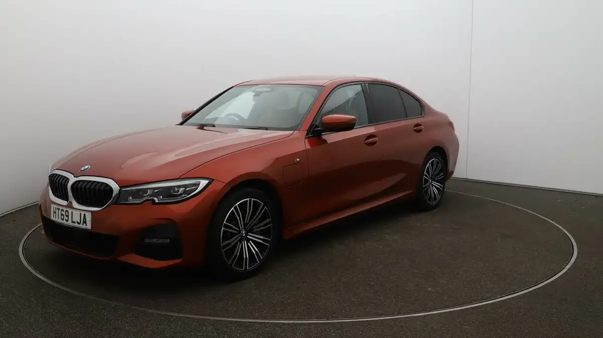 2019-bmw-3-series-20-330e-m-sport-plus-pack-big-3