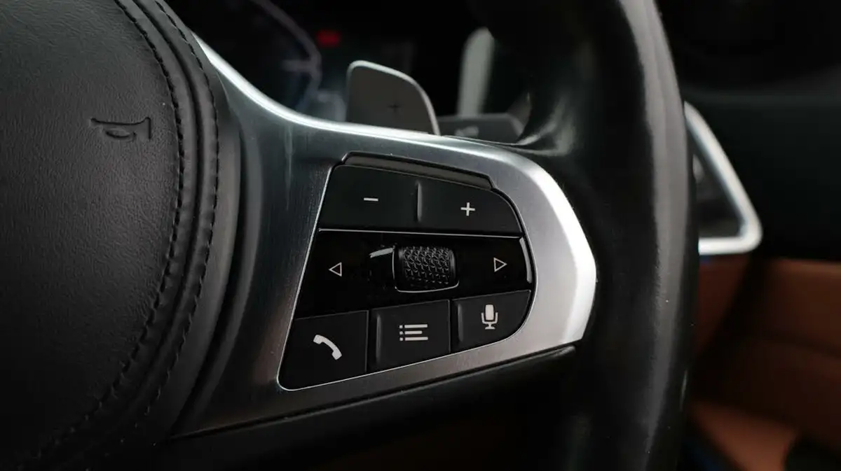 2019-bmw-3-series-20-330e-m-sport-plus-pack-big-27