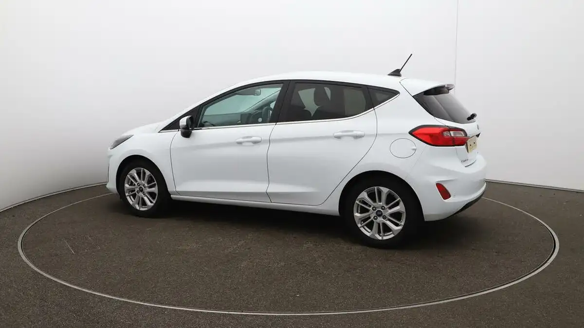 2023-ford-fiesta-10t-titanium-125ps-hybrid-mhev-big-38