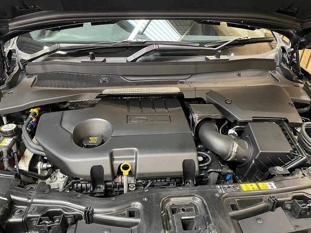 2020-land-rover-discovery-sport-20-d180-r-dynamic-hse-big-4