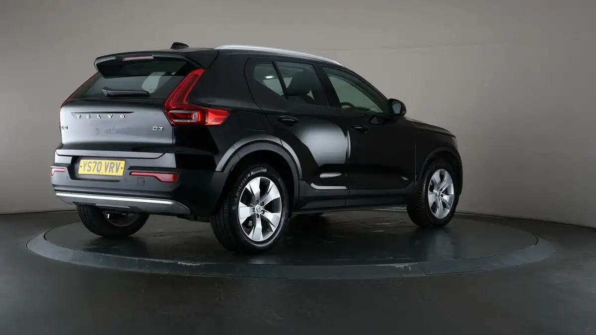 2020-volvo-xc40-20td-d3-momentum-geartronic-big-59
