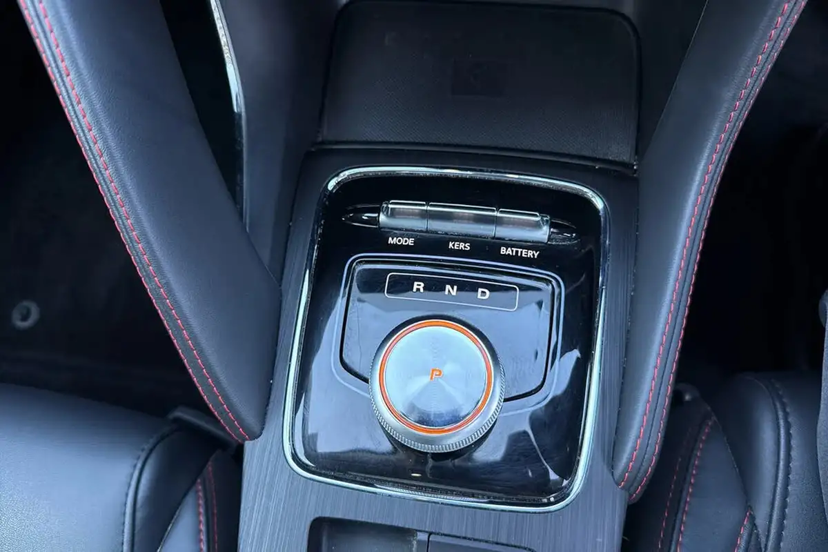 2023-mg-zs-suv-e-trophy-connect-ev-156ps-long-range-big-27