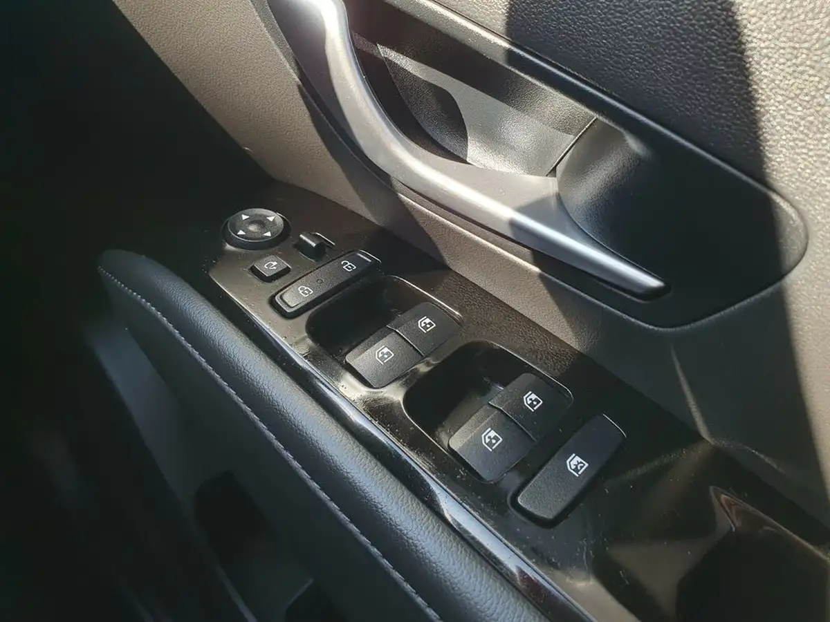 2023-hyundai-tucson-16-t-gdi-ultimate-180ps-4wd-48-volt-mhev-dct-big-31