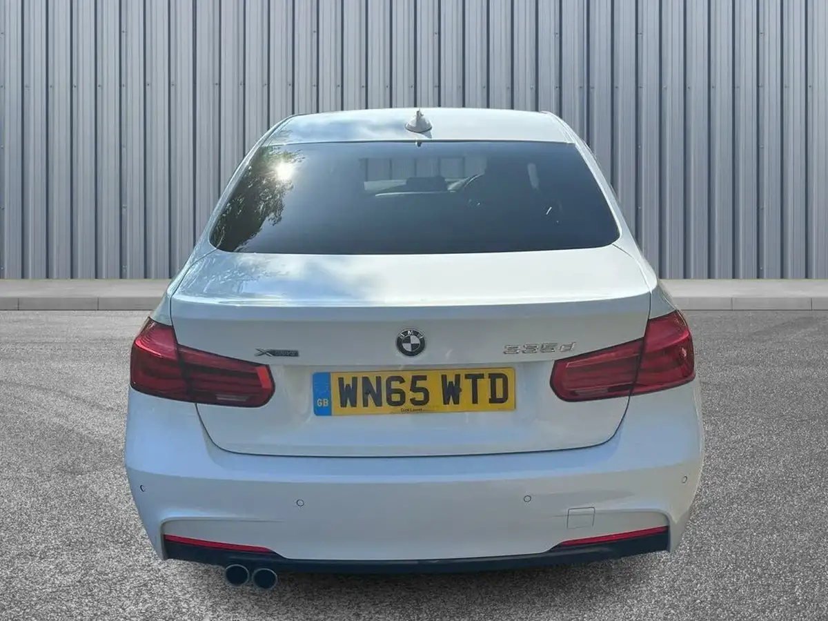 2015-bmw-3-series-big-4