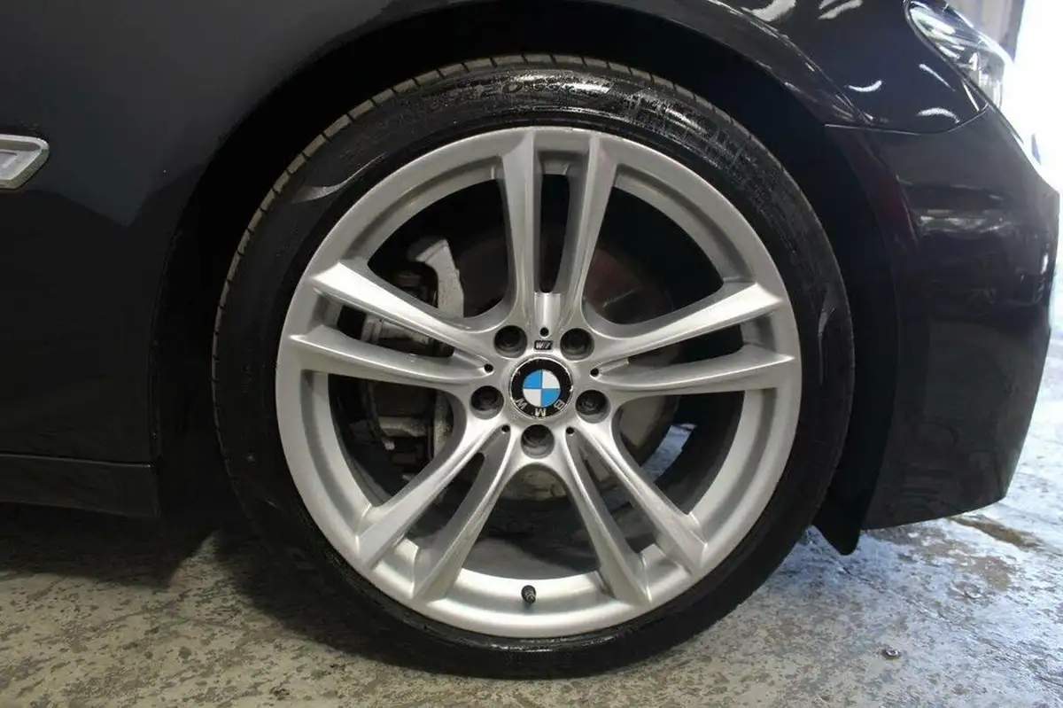 2013-bmw-7-series-30td-730d-m-sport-big-47