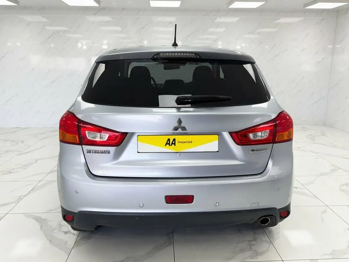 2015-mitsubishi-asx-18td-3-big-7