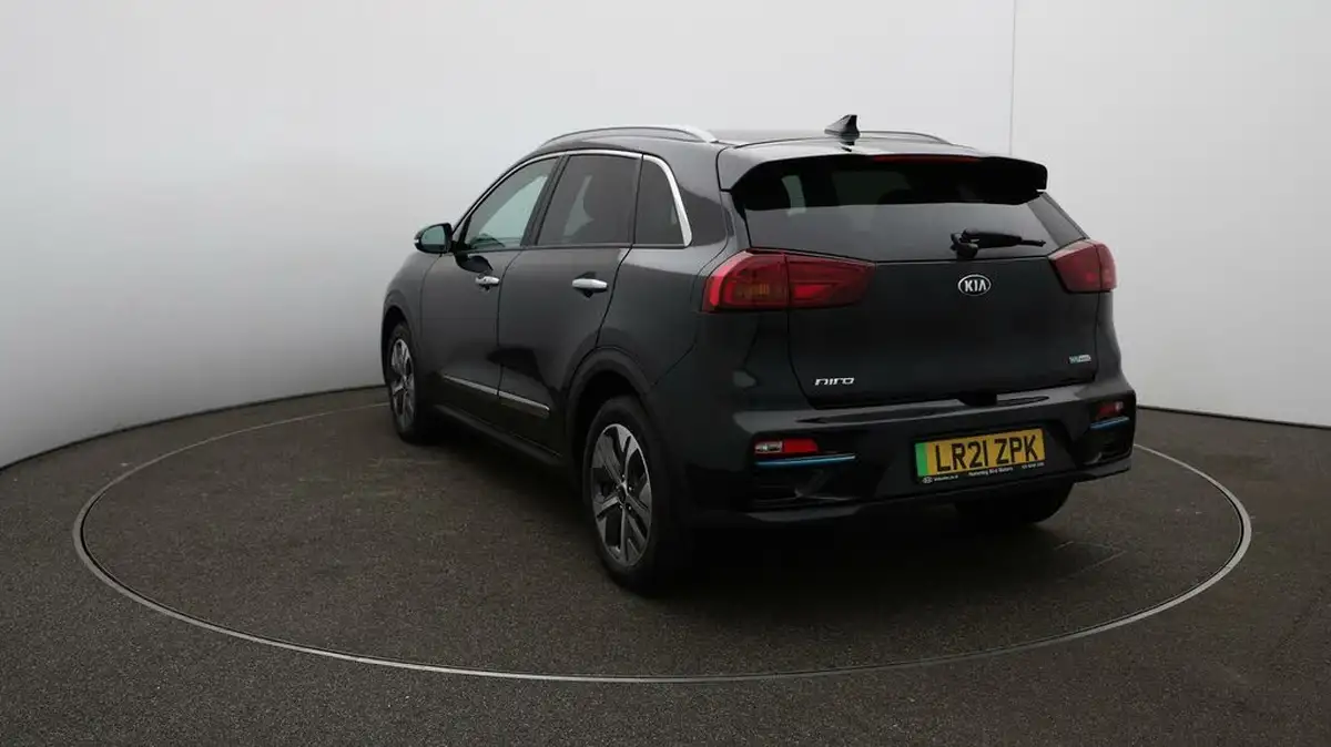 2021-kia-e-niro-ev-4-big-57
