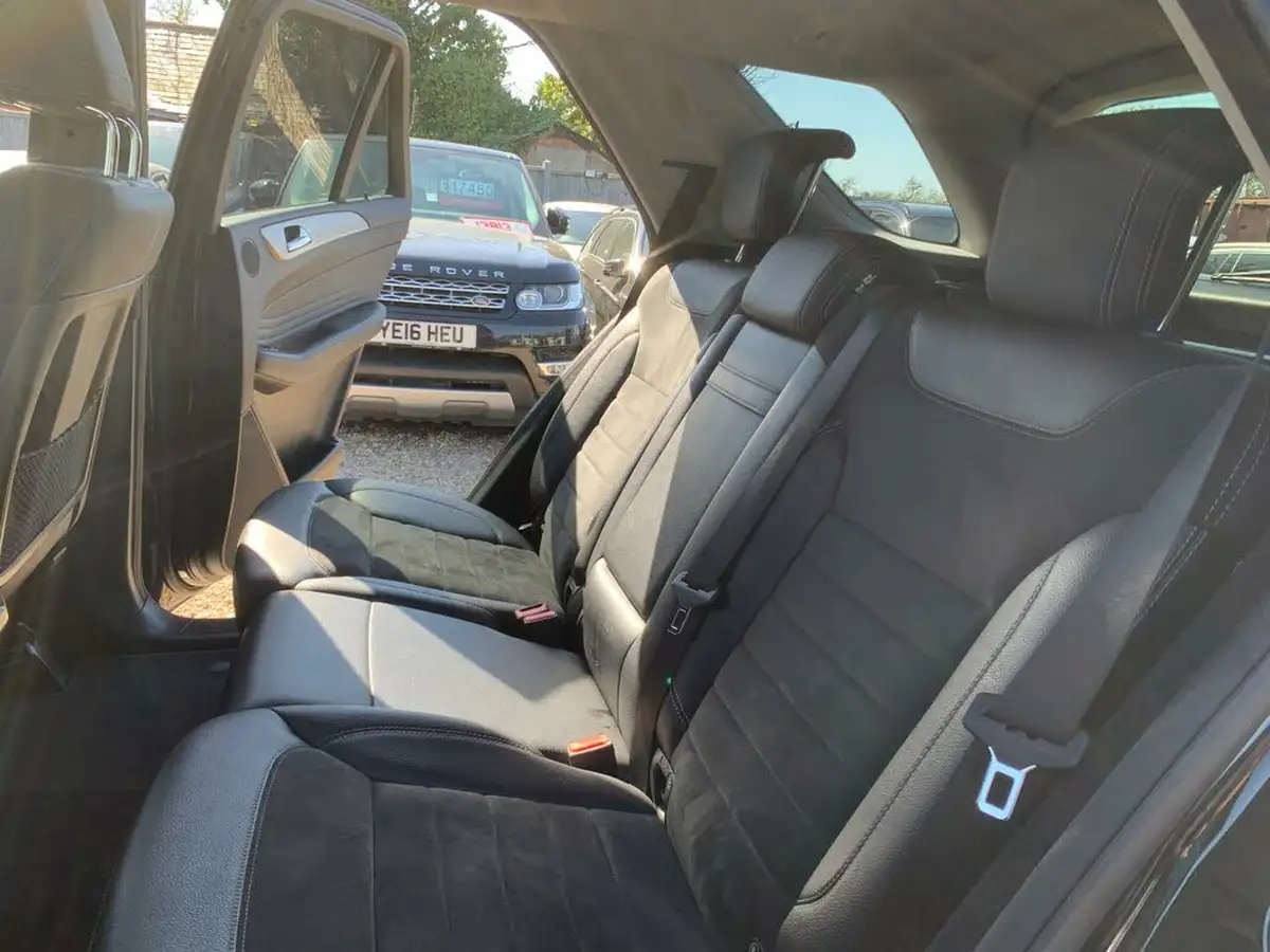 2012-mercedes-benz-m-class-30td-ml350-bluetec-sport-big-32